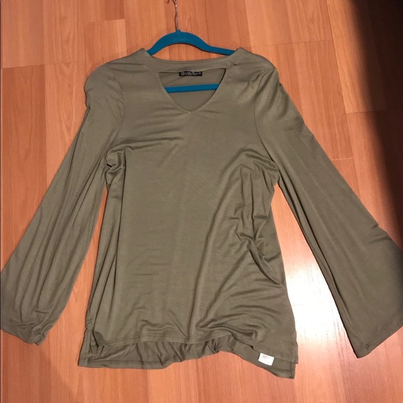 Cotton On blouse - Picture 1 of 3